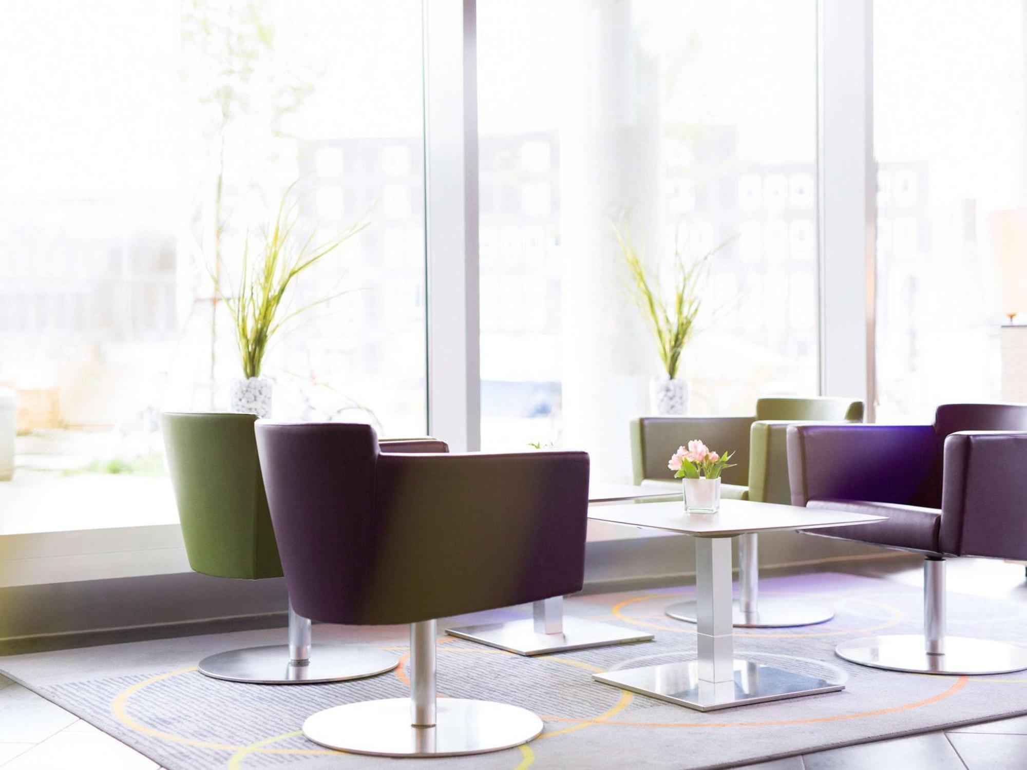 Novotel Hotel 3*