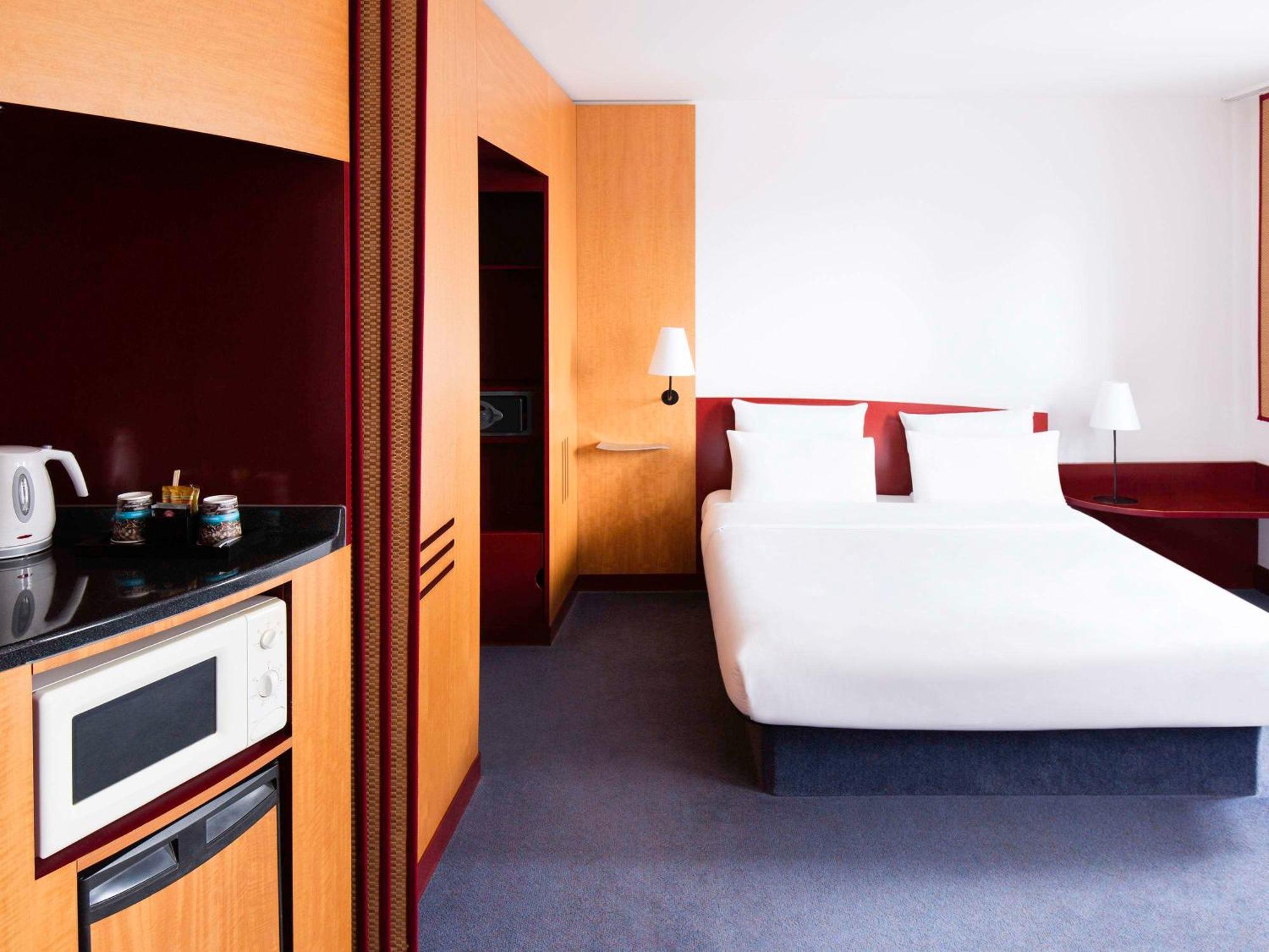 Novotel Hotel